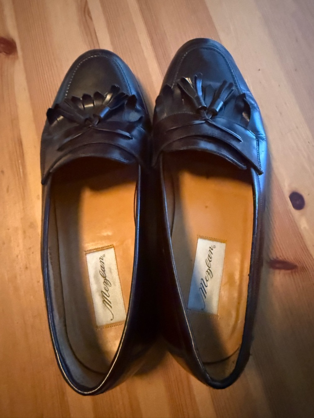 Mezlan Leather Tassel Loafers in Dark Mahogany Brown